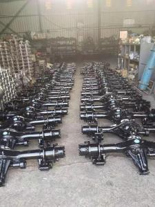 帶差速鎖的前后橋，鉗式剎車(chē)